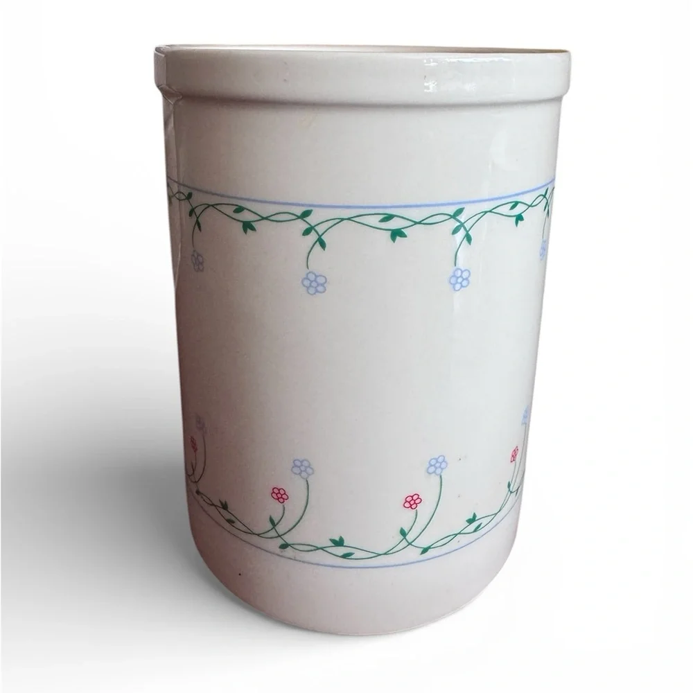 Vintage Floral Kitchen Crock | Country Style